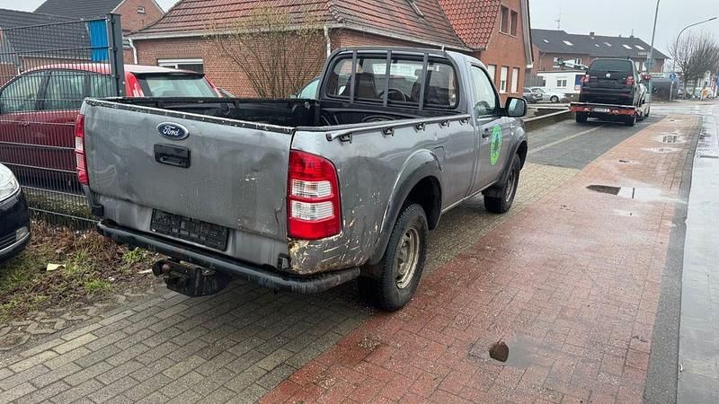 Gebraucht Ford Ranger XL 143 PS (105 kW) 2008 Grau Pickup