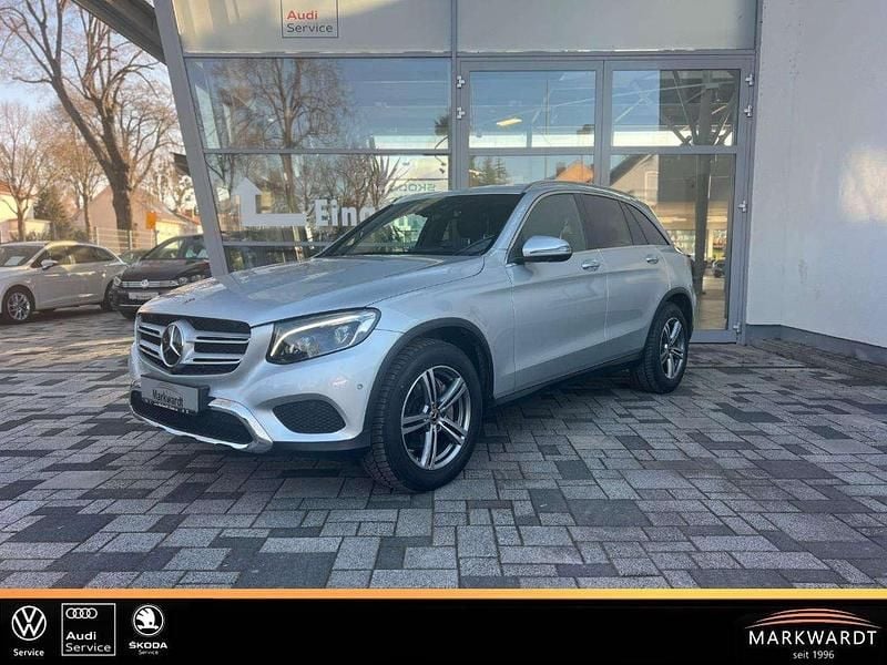 Gebraucht Mercedes GLC350 258 PS (189 kW) 2018 Iridiumsilber  metalliclack SUV