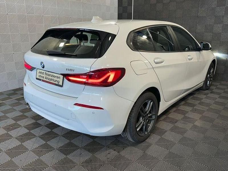 Gebraucht BMW 118 Advantage 140 PS (102 kW) 2020 Weiß Kleinwagen