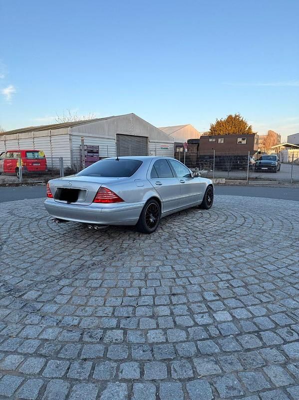 Usata Mercedes S350 245 CV (180 kW) 2002 Argento Berlina