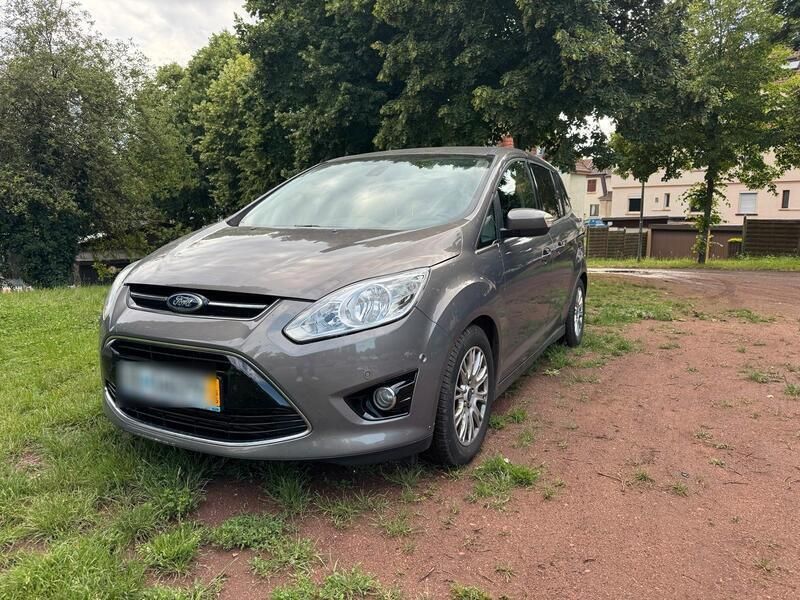 Grau Gebraucht 2012 Ford Grand C-Max Van / Kleinbus | 7.490 € (Fairer Preis) - Bild 1/4