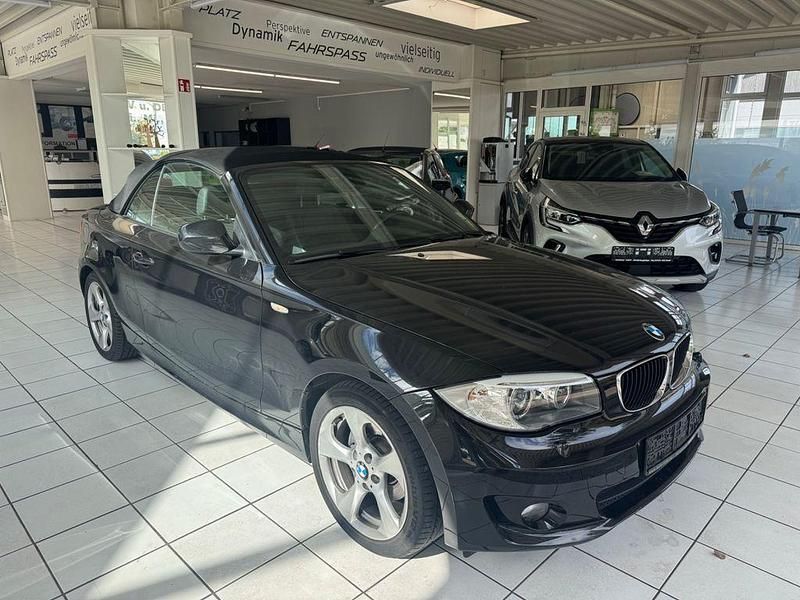 Schwarz Gebraucht 2012 BMW 118 Cabriolet Advantage Cabrio | 11.990 € (Fairer Preis) - Bild 1/4