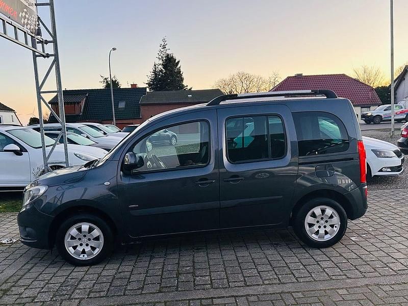 Gebraucht Mercedes Citan 109 90 PS (66 kW) 2012 Grau Kombi