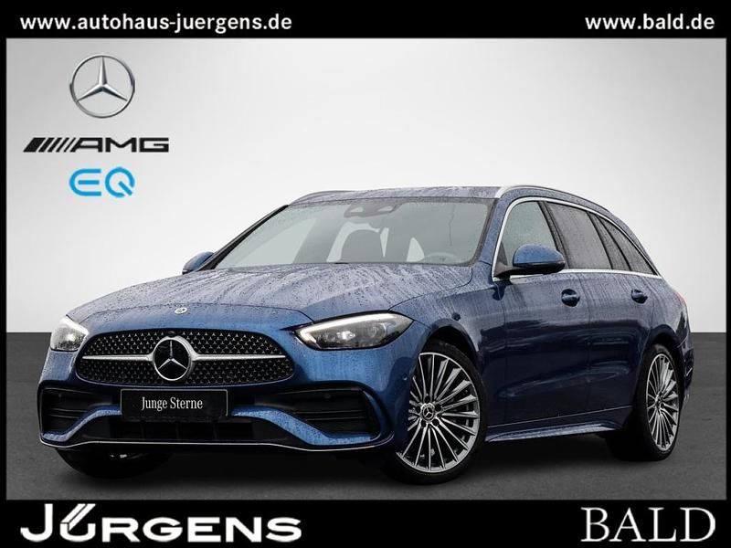 Metalliclack spektralblau Gebraucht 2022 Mercedes C300 AMG Kombi | 36.550 € (Fairer Preis) - Bild 1/4