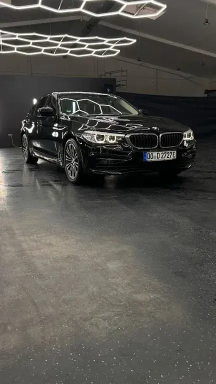 Gebraucht BMW 530e iPerformance 252 PS (185 kW) 2018 Schwarz Limousine