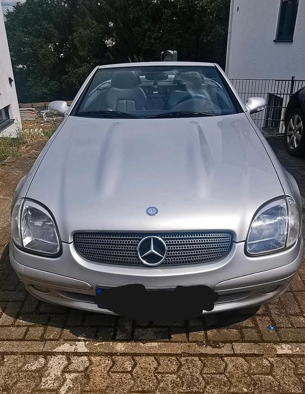 Silber Gebraucht 1999 Mercedes SLK200 Cabrio | 3.500 € - Bild 1/4