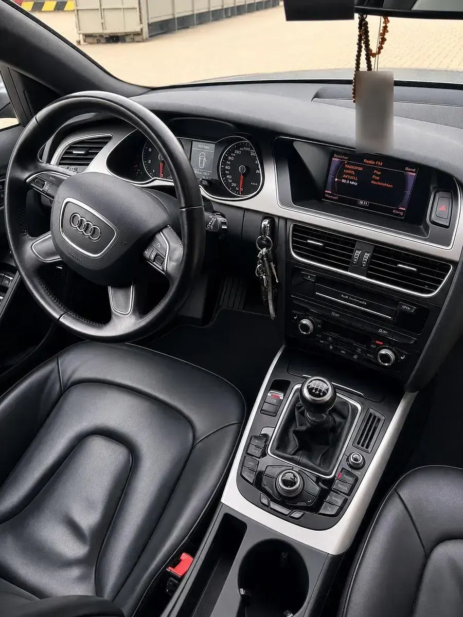 Gebraucht Audi A4 Ambiente 211 PS (155 kW) 2013 Grau Kombi