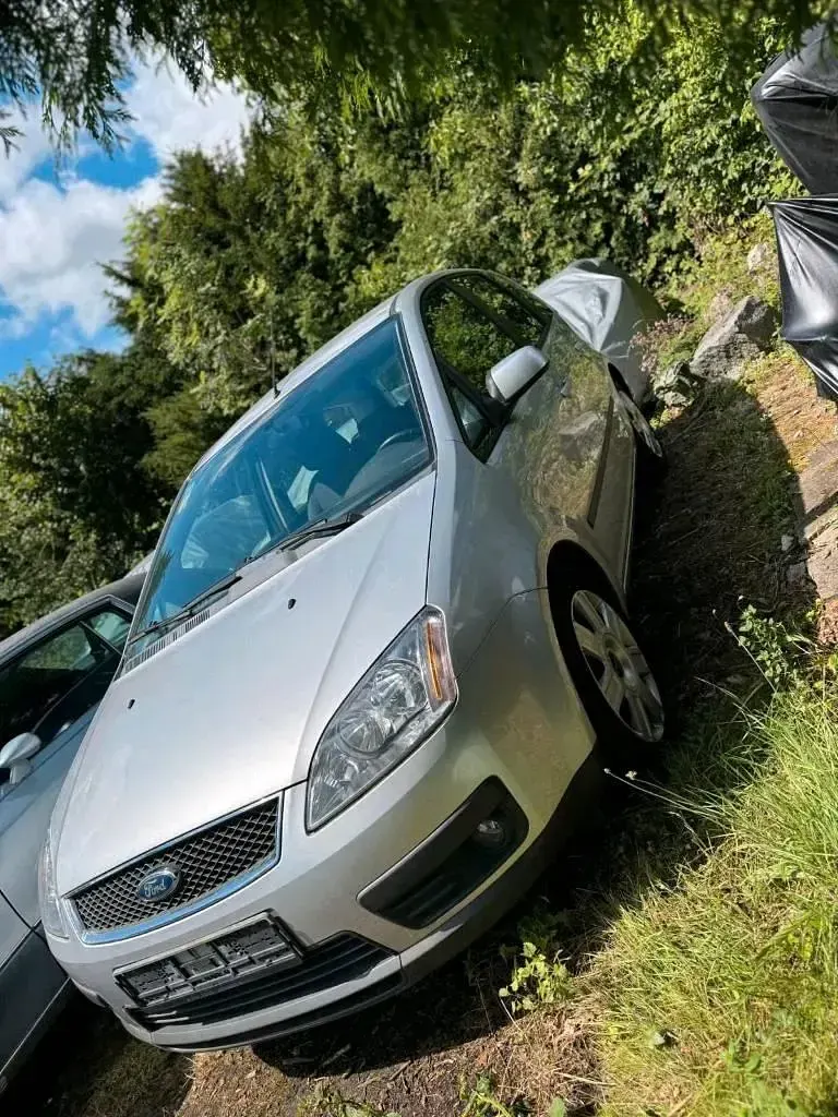 Gebraucht Ford C-MAX 101 PS (74 kW) 2006 Silber Van / Kleinbus
