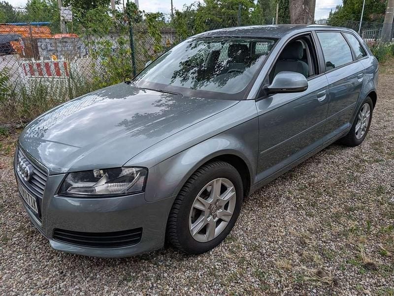 Grün Gebraucht 2009 Audi A3 Kombi | 7.500 € (Fairer Preis) - Bild 1/4