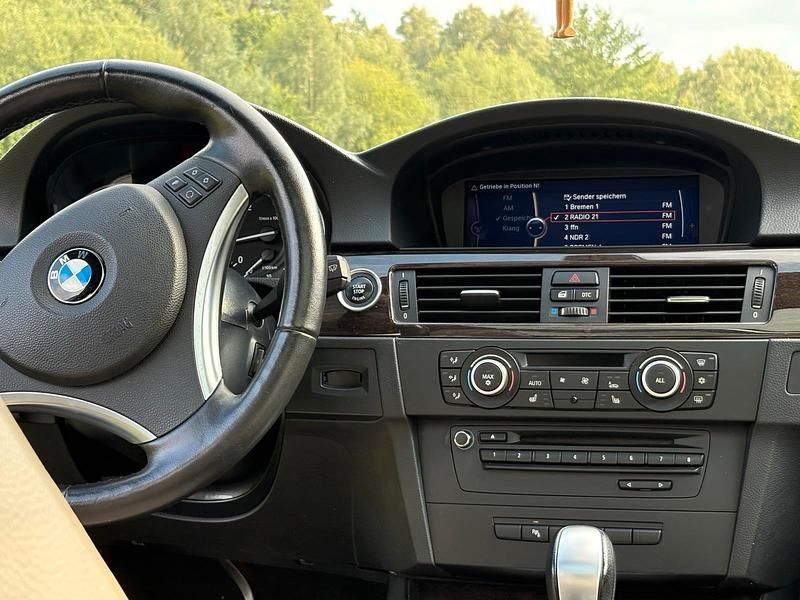 Second-hand BMW 325 204 CP (150 kW) 2010 Gri Break