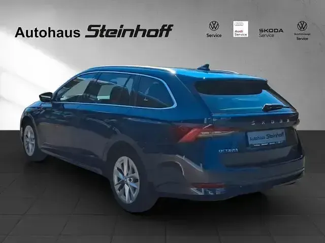 Gebraucht Skoda Octavia Style 150 PS (110 kW) 2020 Blau Kombi