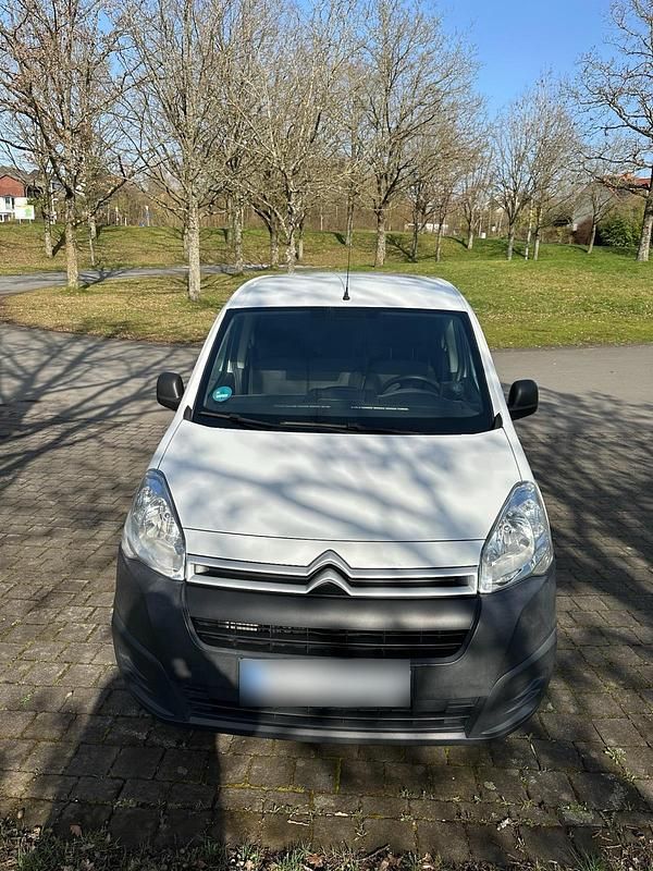 Gebraucht Citroën Berlingo 99 PS (72 kW) 2016 Weiß Van / Kleinbus