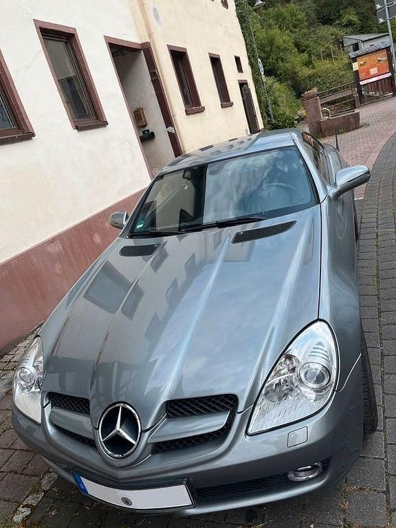 Silber Gebraucht 2009 Mercedes SLK300 Cabrio | 14.890 € (Teuer) - Bild 1/4