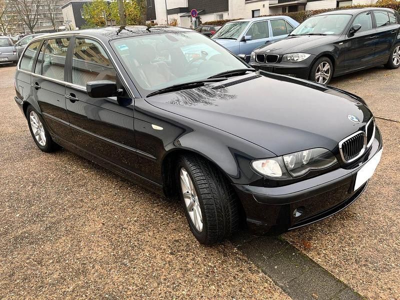Schwarz Gebraucht 2004 BMW 320 Comfort Edition Kombi | 5.999 € (Fairer Preis) - Bild 1/4
