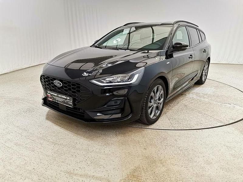 Gebraucht Ford Focus ST-Line 125 PS (91 kW) 2024 Obsidianschwarz metallic Kombi