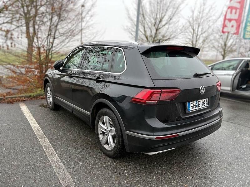 Gebraucht VW Tiguan Highline 240 PS (176 kW) 2017 Schwarz SUV