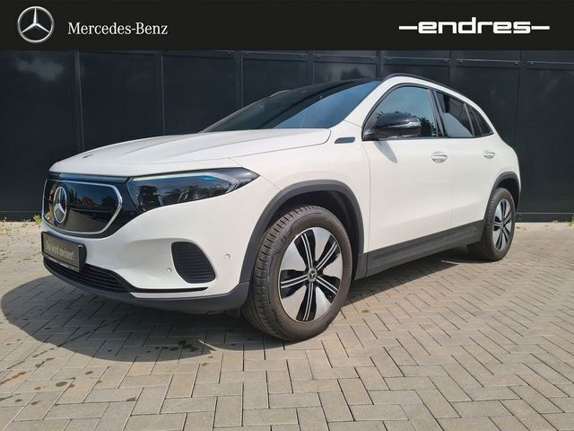 Weiß Gebraucht 2023 Mercedes EQA250 SUV | 31.490 € (Guter Preis) - Bild 1/4