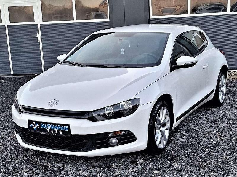 Candyweiß Gebraucht 2009 VW Scirocco Sport Coupé | 10.000 € (Fairer Preis) - Bild 1/3