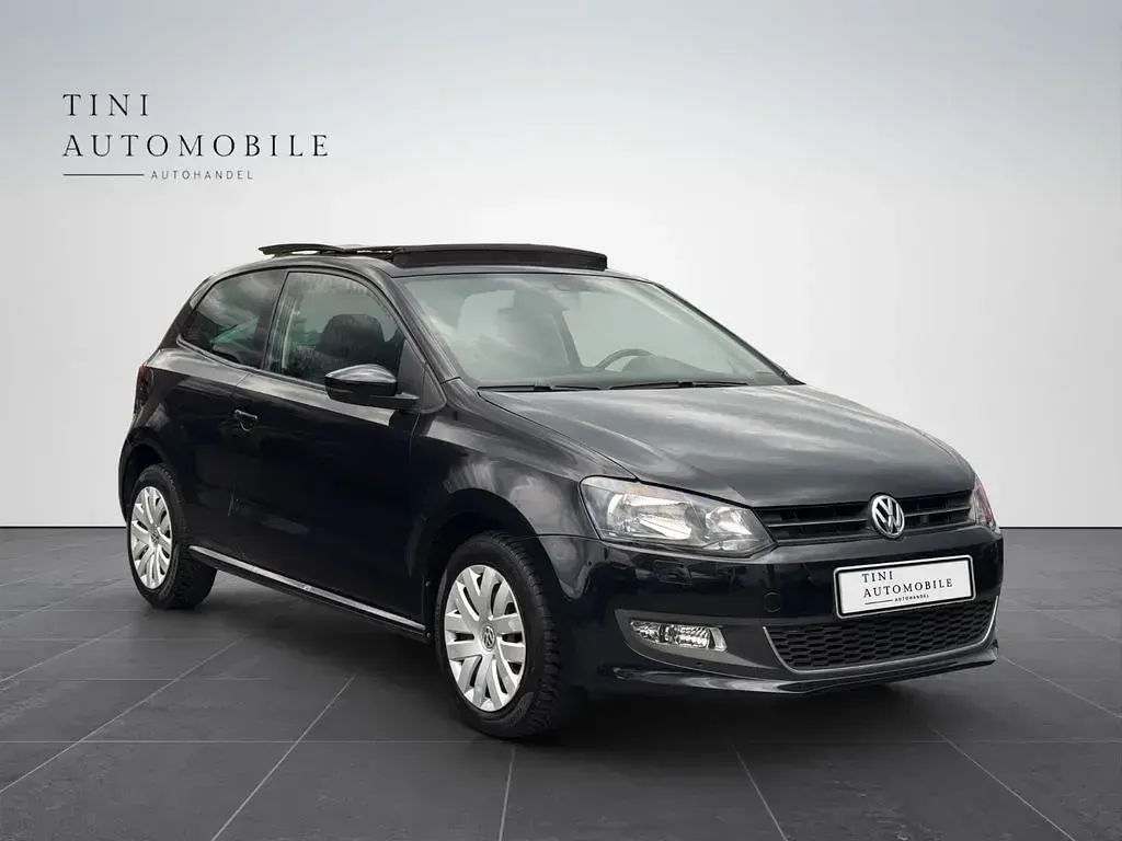 Gebraucht VW Polo Life 90 PS (66 kW) 2013 Schwarz Kleinwagen
