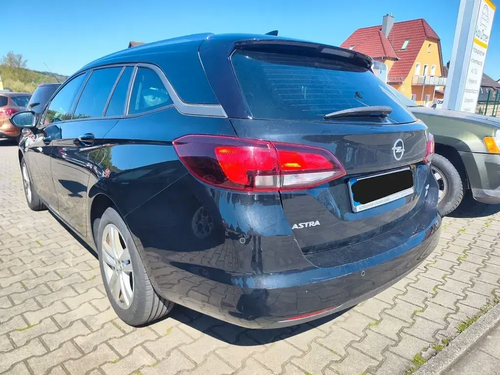 Gebraucht Opel Astra Active 110 PS (80 kW) 2017 Schwarz Kombi