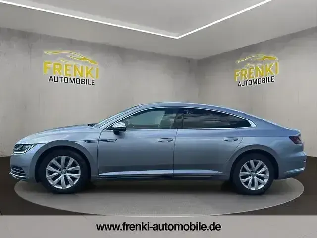 Gebraucht VW Arteon Elegance 150 PS (110 kW) 2017 Silber Kleinwagen