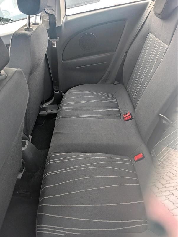 Second-hand Opel Corsa 80 CP (58 kW) 2007 Negru Hatchback