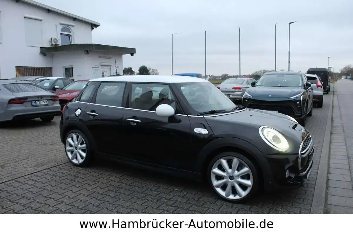Gebraucht Mini Cooper S 192 PS (141 kW) 2019 Midnight black Kleinwagen