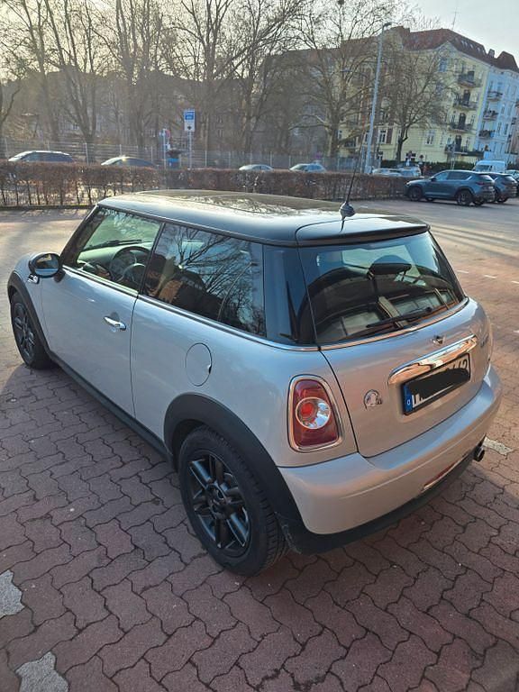 Gebraucht Mini Cooper 122 PS (89 kW) 2010 Silber Kleinwagen