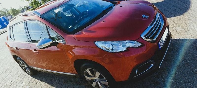 Orange Gebraucht 2015 Peugeot 2008 Allure SUV | 6.700 € (Guter Preis) - Bild 1/4