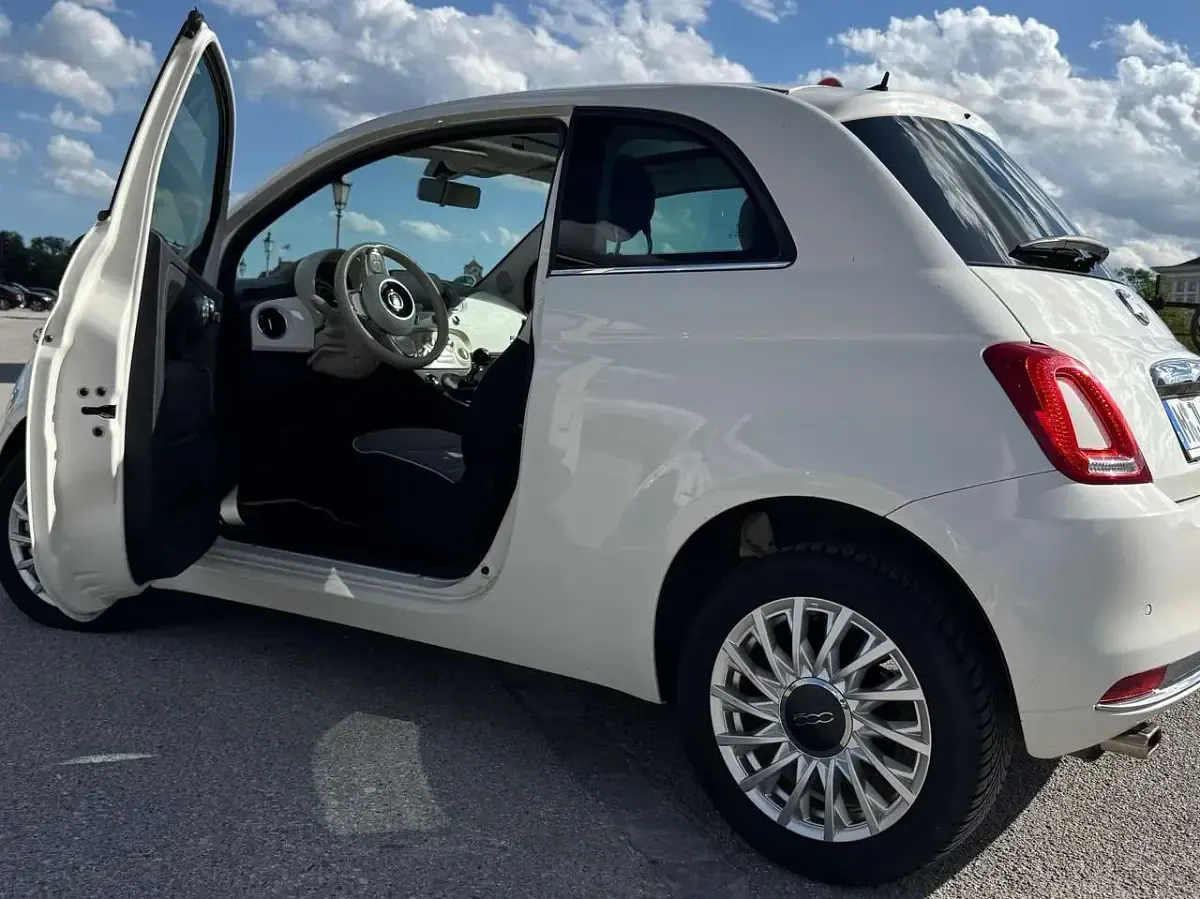 Gebraucht Fiat 500 Lounge 69 PS (50 kW) 2018 Weiß Limousine
