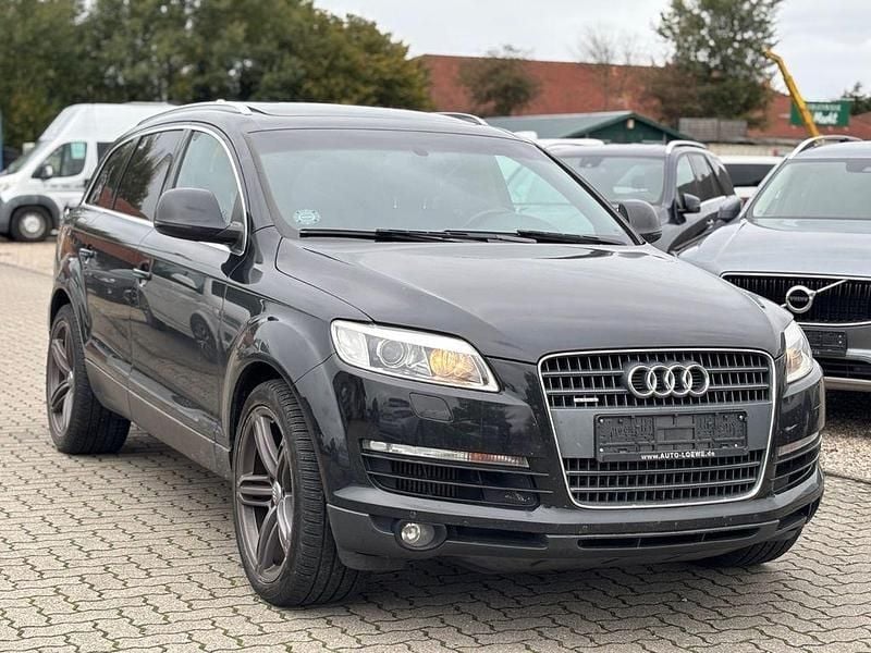 Schwarz Gebraucht 2007 Audi Q7 S-line plus SUV | 9.450 € (Teuer) - Bild 1/4