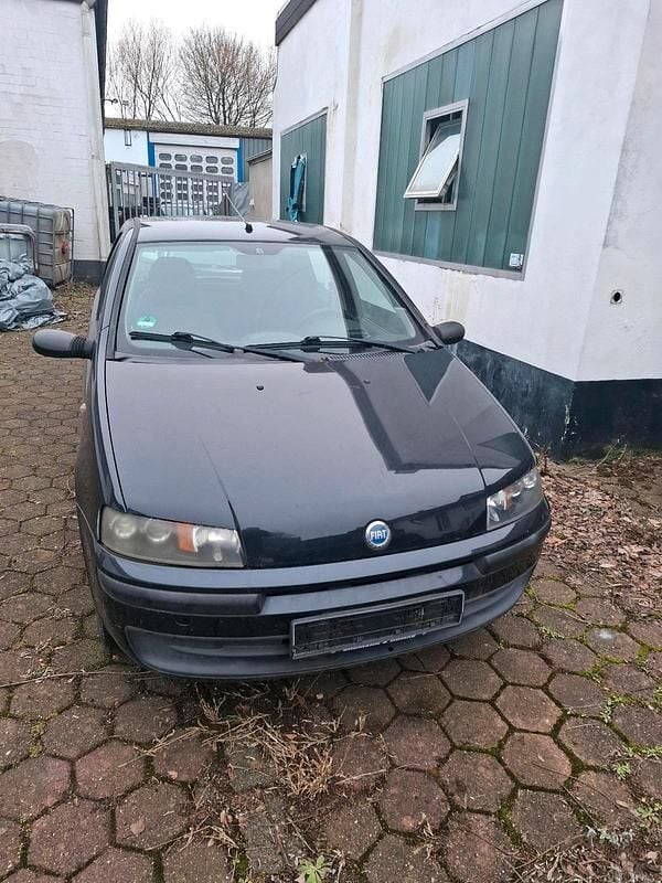 Schwarz Gebraucht 2004 Fiat Punto Kleinwagen | 500 € (Superpreis) - Bild 1/4