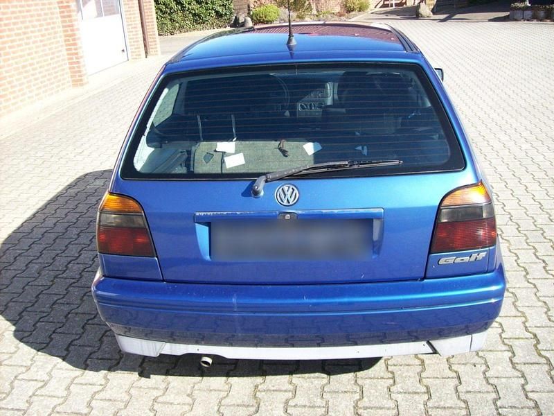 Gebraucht VW Golf III 75 PS (55 kW) 1996 Blau Limousine