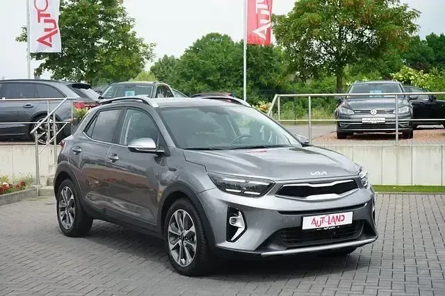 Gebraucht Kia Stonic Spirit 101 PS (74 kW) 2025 Grau SUV