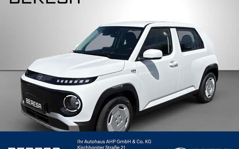 Atlas white / sol Neu 2025 Hyundai Inster Select Kleinwagen | 23.380 € (Superpreis) - Bild 1/4