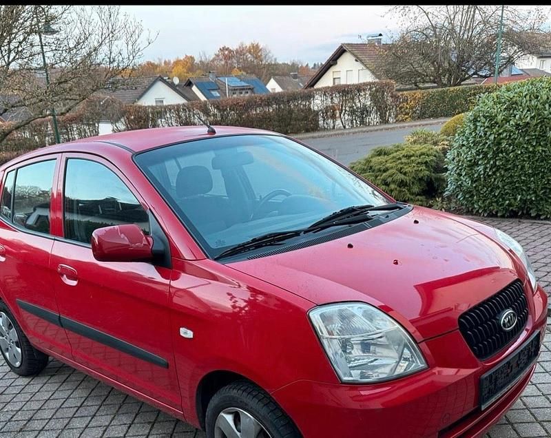 Rot Gebraucht 2007 Kia Picanto Kleinwagen | 2.500 € (Etwas zu teuer) - Bild 1/4