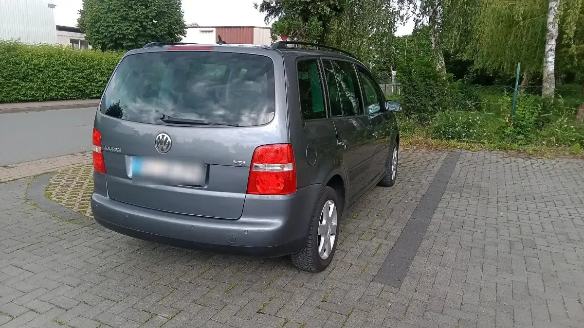 Gebraucht VW Touran 115 PS (84 kW) 2006 Van / Kleinbus