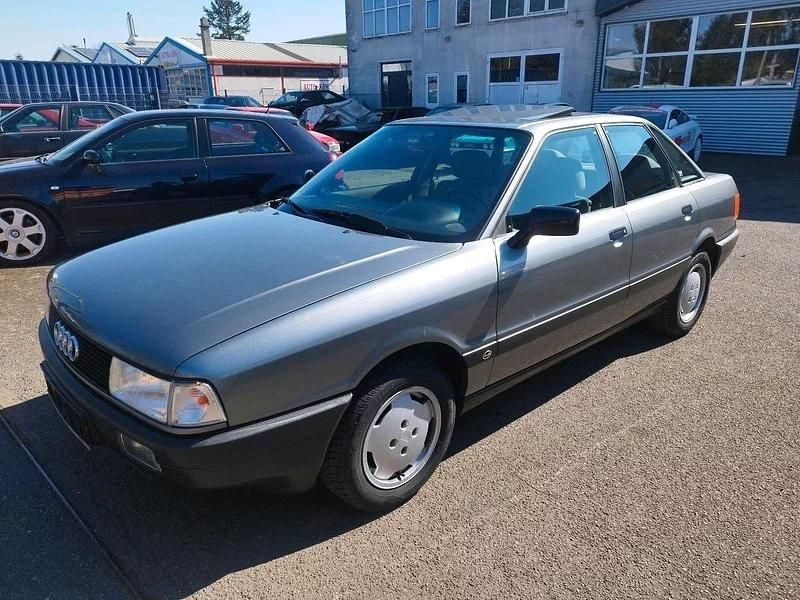Gebraucht Audi 80 113 PS (83 kW) 1989 Grau Limousine