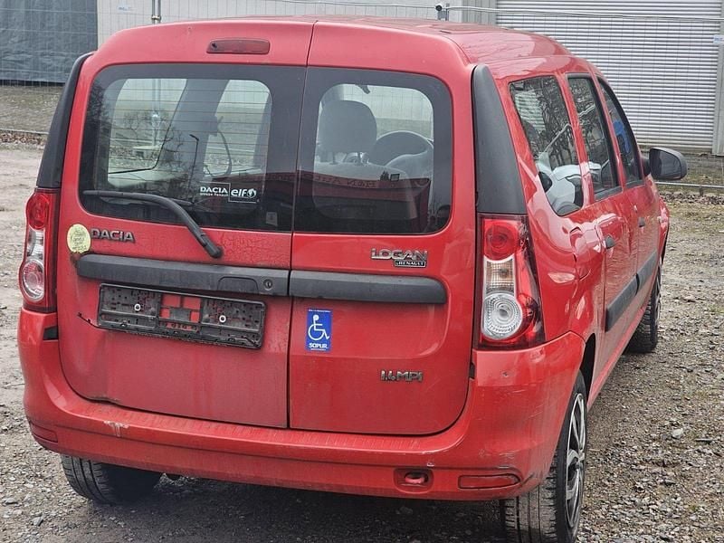 Gebraucht Dacia Logan 75 PS (55 kW) 2009 Rot "passion" Kombi
