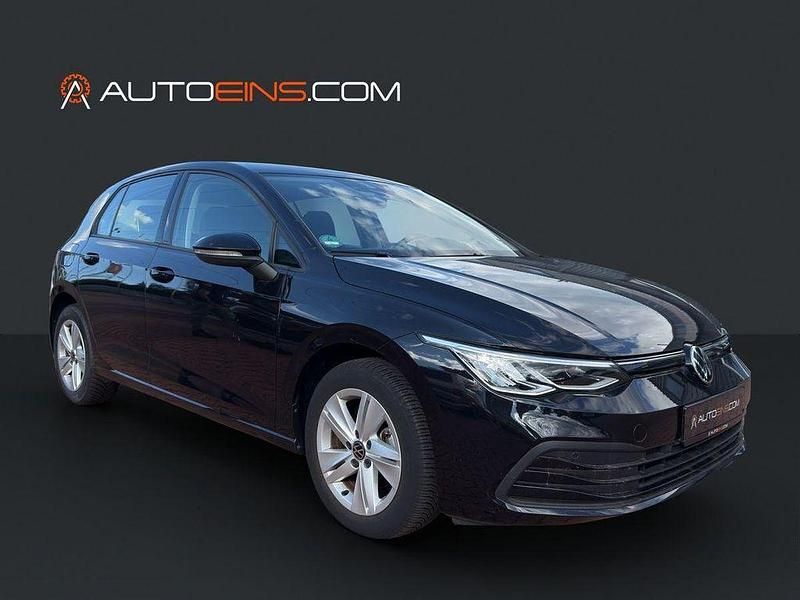 Schwarz Gebraucht 2020 VW Golf VIII Life Limousine | 18.888 € (Guter Preis) - Bild 1/4