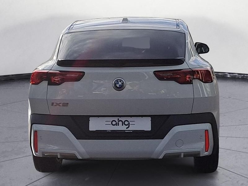 Neu BMW iX2 150 kW (204 PS) 2025 Weiß SUV