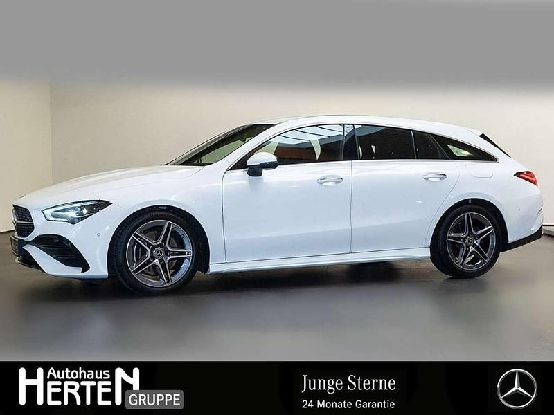 Unilack polarweiß Gebraucht 2024 Mercedes CLA200 AMG | 34.890 € (Superpreis) - Bild 1/4