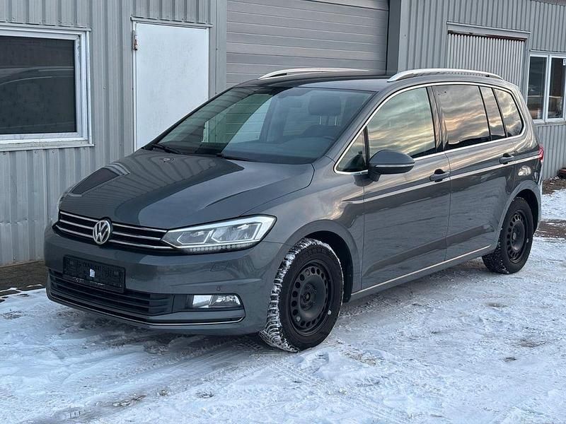 Gebraucht VW Touran Highline 150 PS (110 kW) 2017 Van / Kleinbus