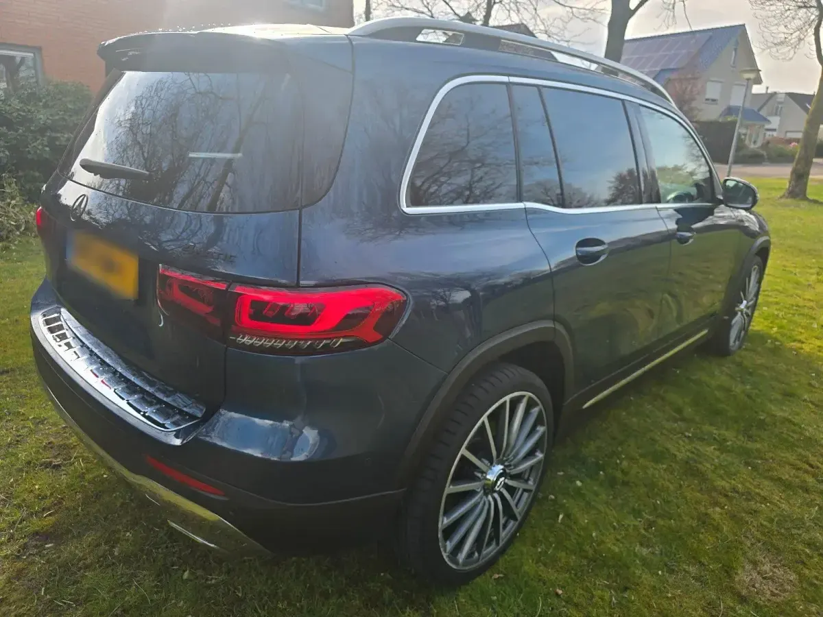 Gebraucht Mercedes GLB250 AMG 225 PS (165 kW) 2020 Blau SUV