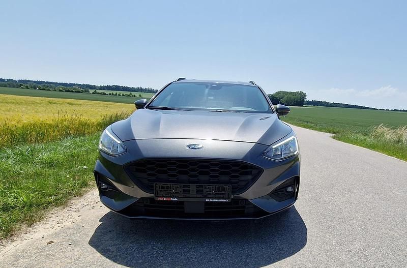 Usata Ford Focus ST-Line 125 CV (91 kW) 2019 Grigio Station wagon