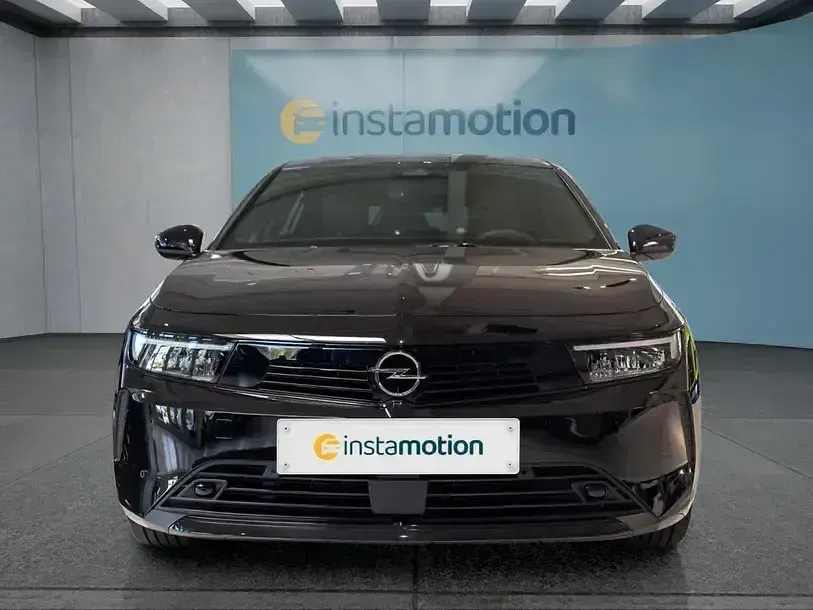 Gebraucht Opel Astra 131 PS (96 kW) 2025 Schwarz Kleinwagen