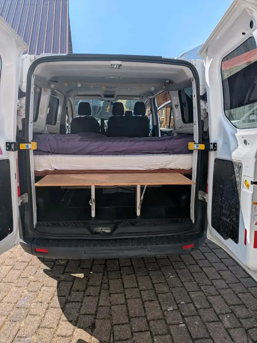 Gebraucht Ford Transit 105 PS (77 kW) 2017 Weiß Van / Kleinbus