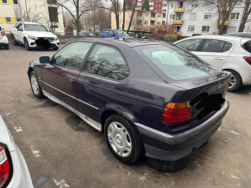 Gebraucht BMW 316 Basis 101 PS (74 kW) 1995 Violet Coupé