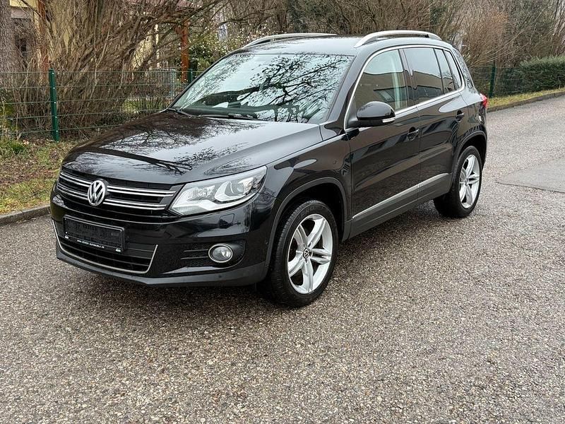 Schwarz Gebraucht 2013 VW Tiguan SUV | 10.950 € (Guter Preis) - Bild 1/4