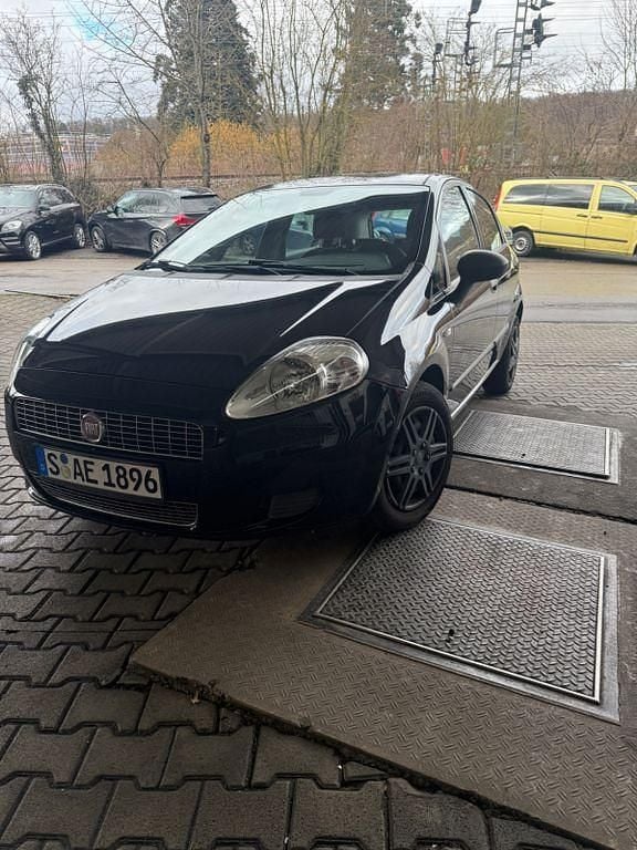 Gebraucht Fiat Punto 65 PS (47 kW) 2009 Schwarz Kleinwagen